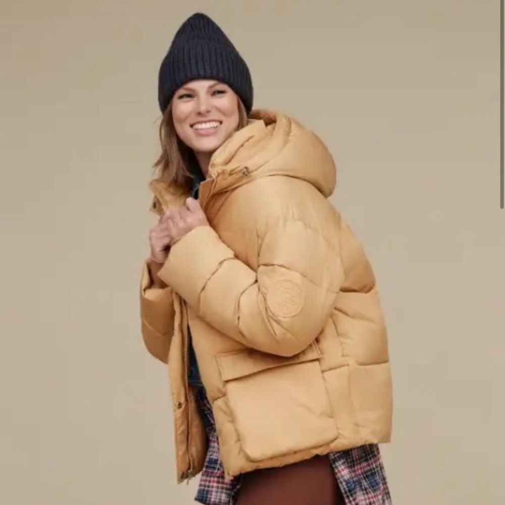 UGG Kennedey Puffer Jacket. NWT. Oolong